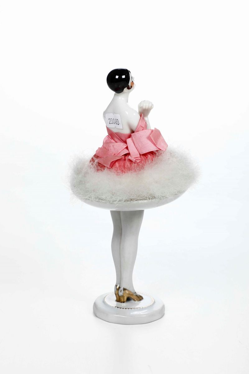 Porta Cipria a Forma di Ballerina Francia, Probabilmente Parigi, Manifattura Indeterminata, Inizi...