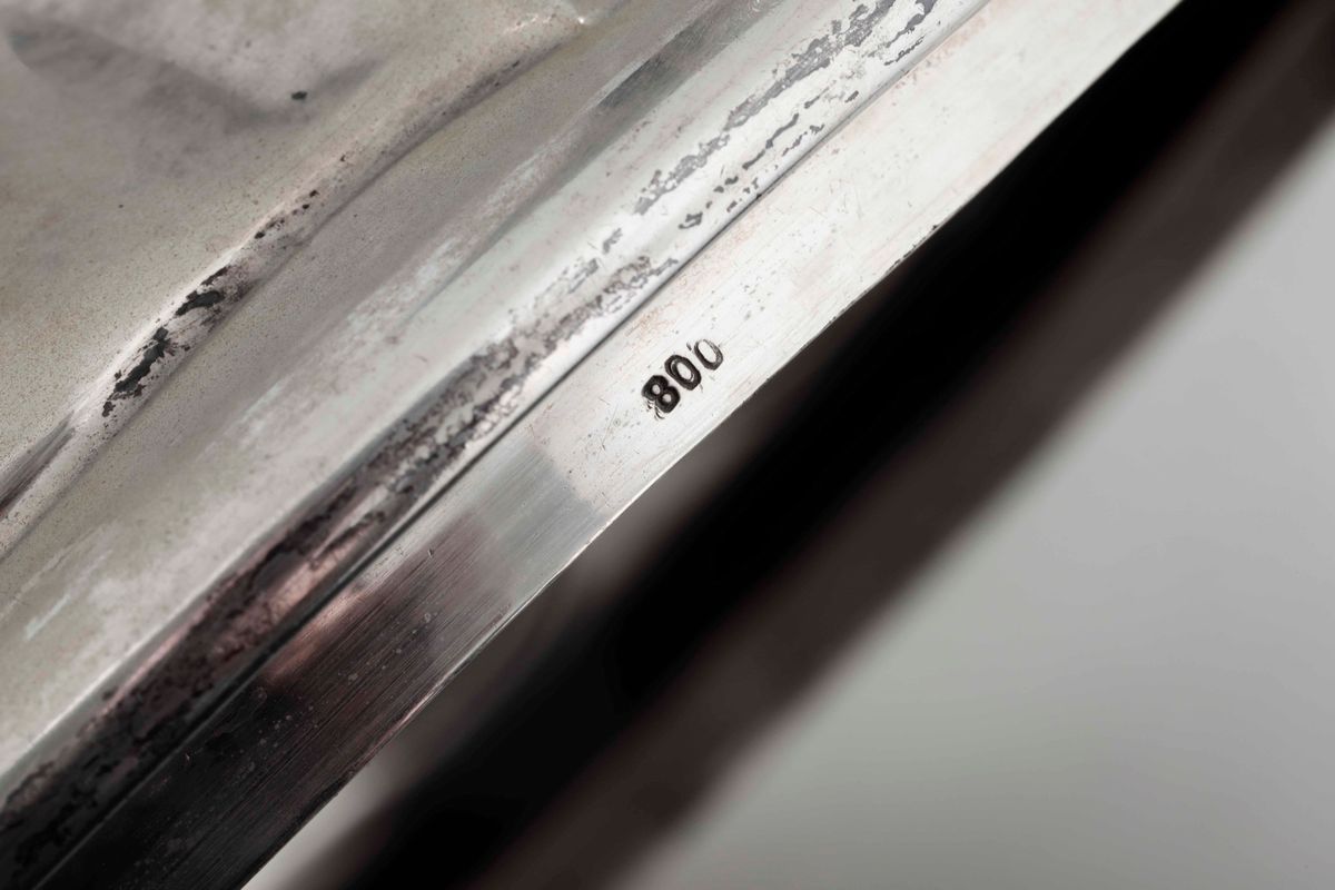 Zuppiera con Coperchio. Argento Fuso e Cesellato. Argenteria Artistica Italiana del XX Secolo