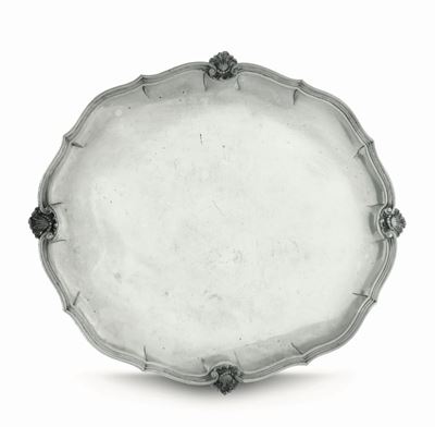 Grande Vassoio Ovale. Argento Fuso e Modanato. Argenteria Artistica Italiana. Marchio con Fascio ...