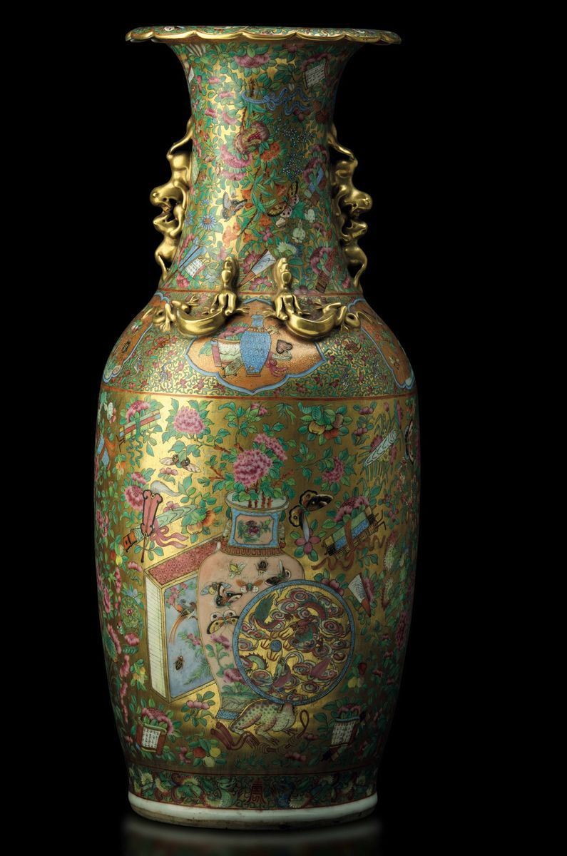 A Canton porcelain vase, China, Qing Dynasty  - Auction Fine Chinese Works of Art - Cambi Casa d'Aste