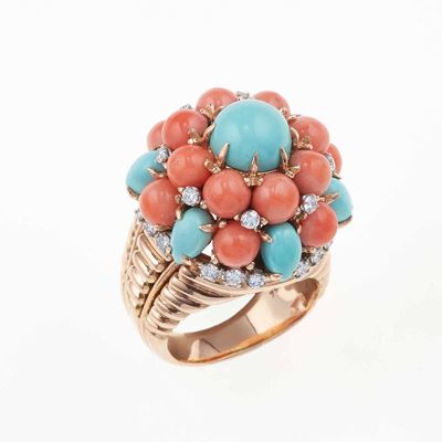 Bulgari. Anello con Coralli, Turchesi e Diamanti