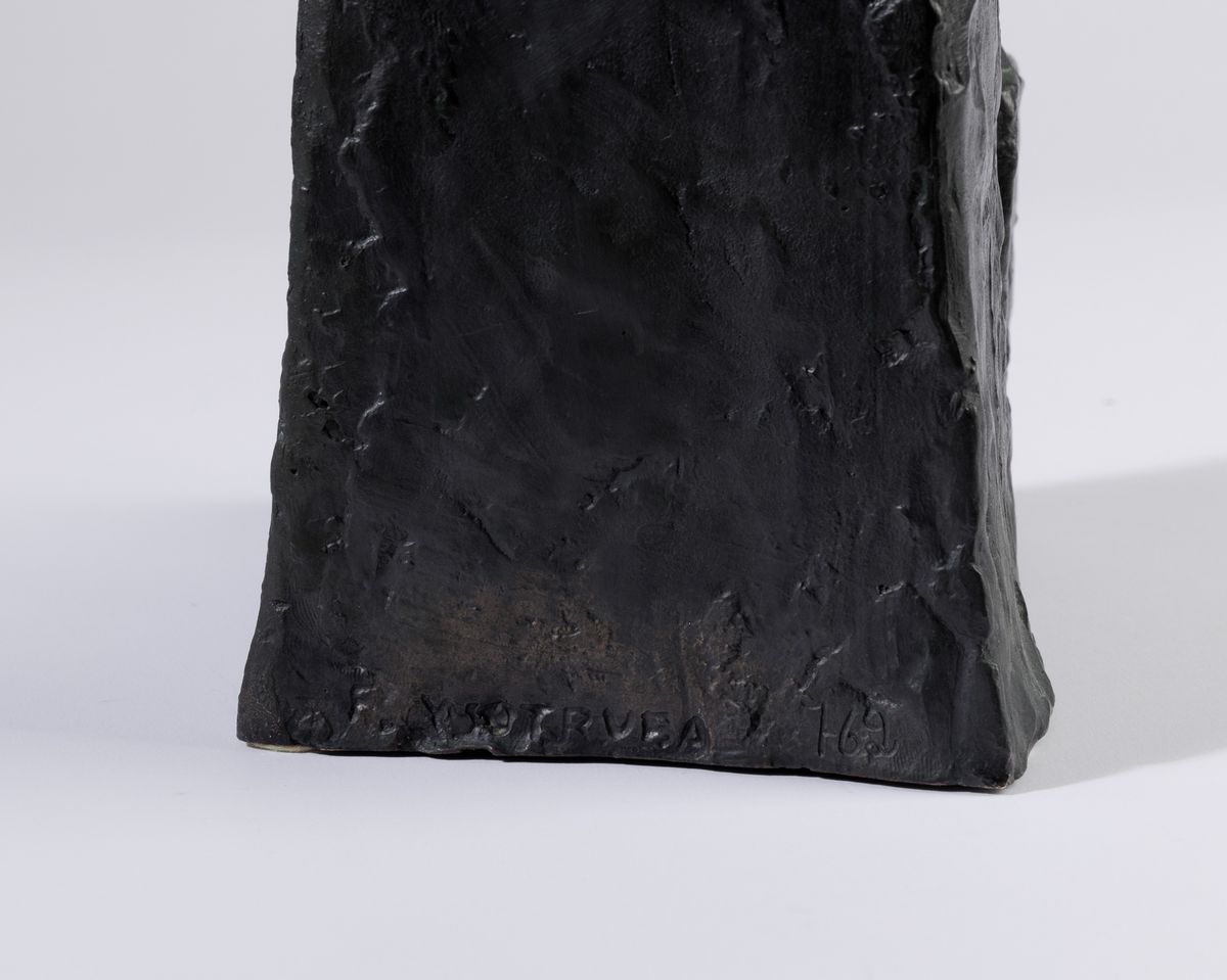 Fritz Wotruba - Kleine Sitzende Figur