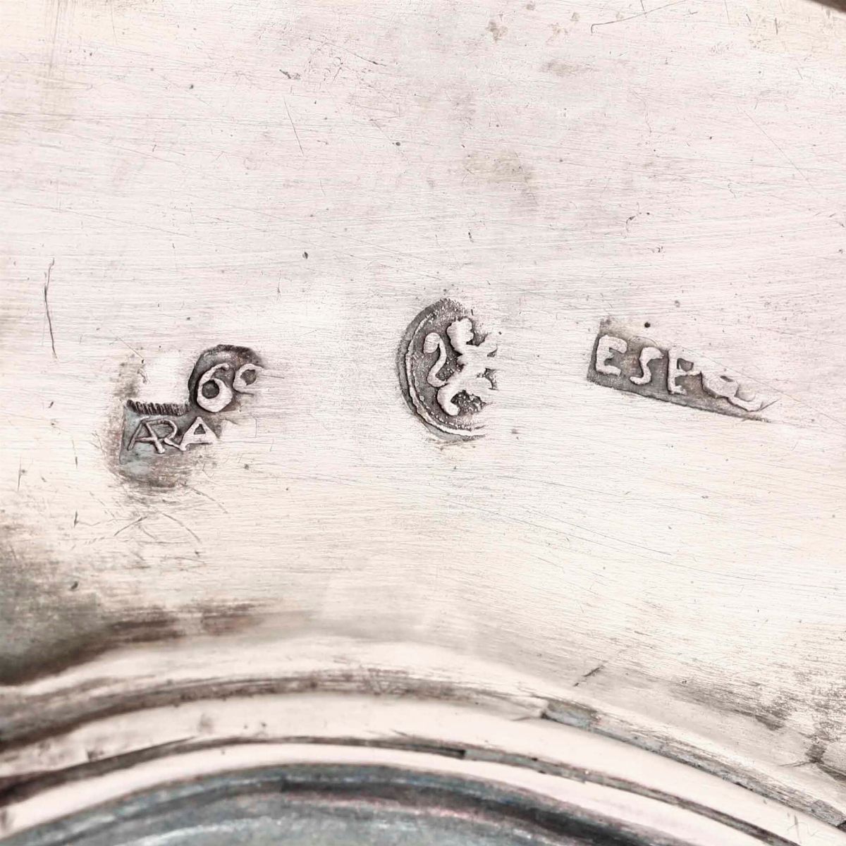 Bacile. Argento Fuso, Sbalzato e Cesellato. Spagna (?) XVIII Secolo