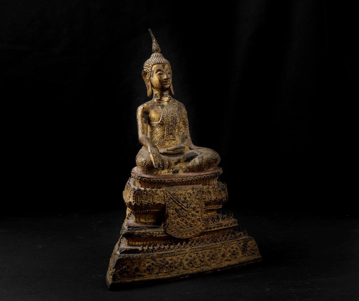 Figura di Buddha Sakyamuni in Bronzo con Tracce di Doratura, Thailandia, XIX Secolo