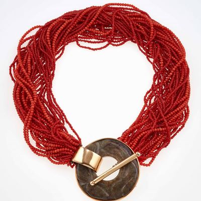 Collana in Microperle di Corallo