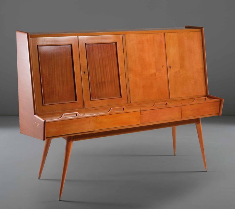 Mobile credenza in legno con dettagli in metallo.  - Auction PopUp Design - Cambi Casa d'Aste