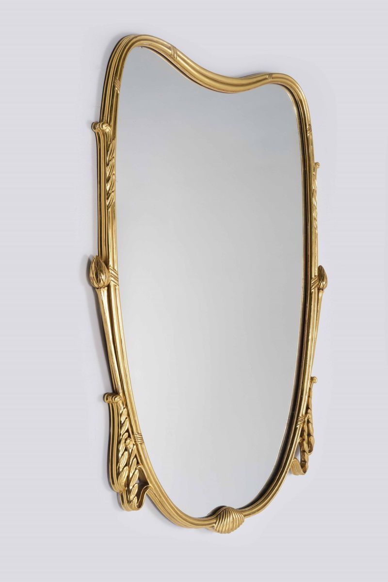 Specchiera con Cornice in Legno Dorato Scolpito.