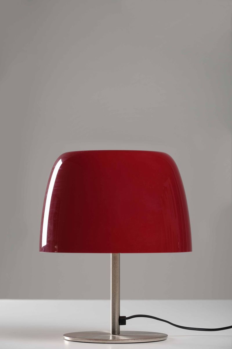 Lampada da Tavolo con Struttura in Metallo e Diffusore in Vetro.