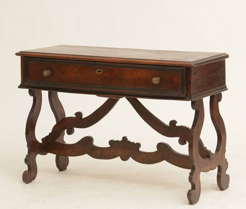 Scrittoio in legno ad un cassetto, XIX secolo  - Auction Antiques | Timed Auction - Cambi Casa d'Aste