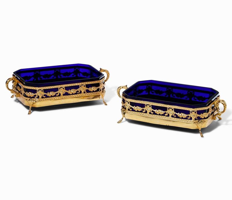 Coppia di cestini in bronzo dorato e vetro blu cobalto  - Auction Works and furnishings from Lombard collections and other provinces - Cambi Casa d'Aste