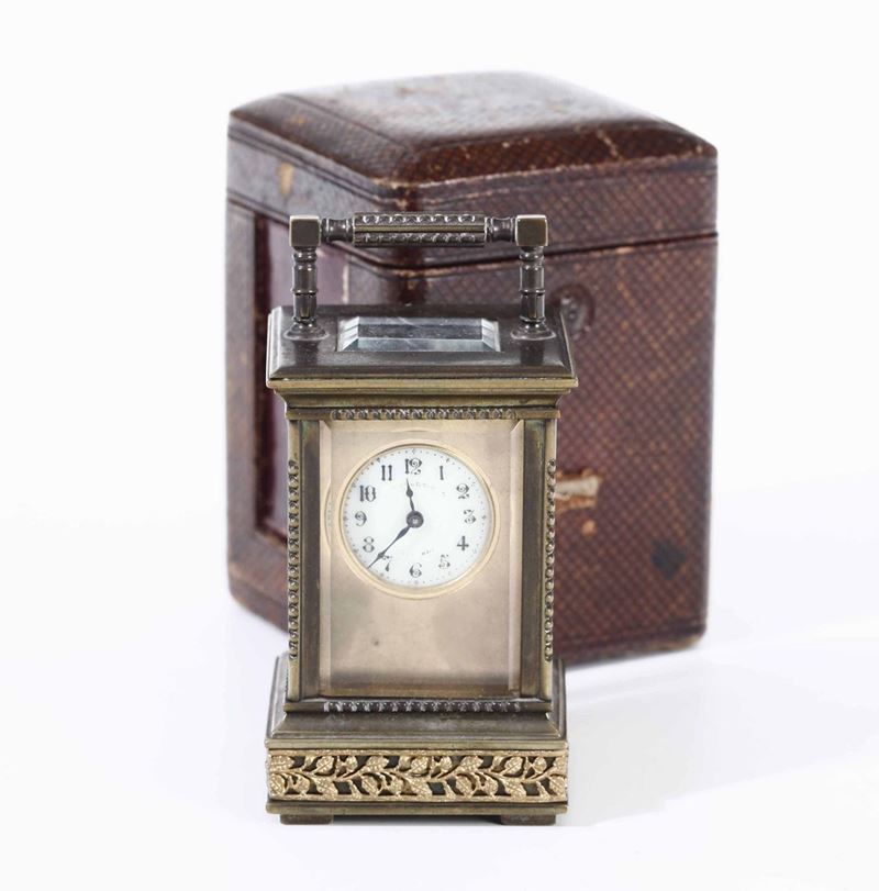 Officielle in metallo dorato, XIX-XX secolo  - Auction Antiques | Time Auction - Cambi Casa d'Aste