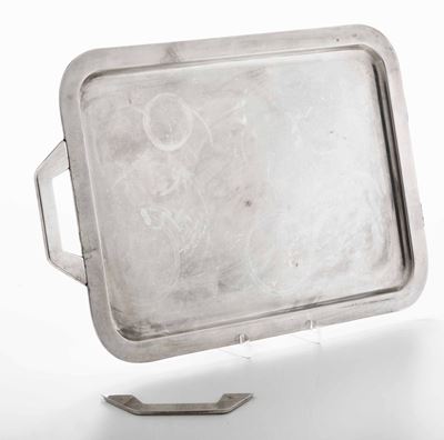 Vassoio con Manici in Argento. Argenteria Italiana del XX Secolo. Argentiere G.fava, Genova