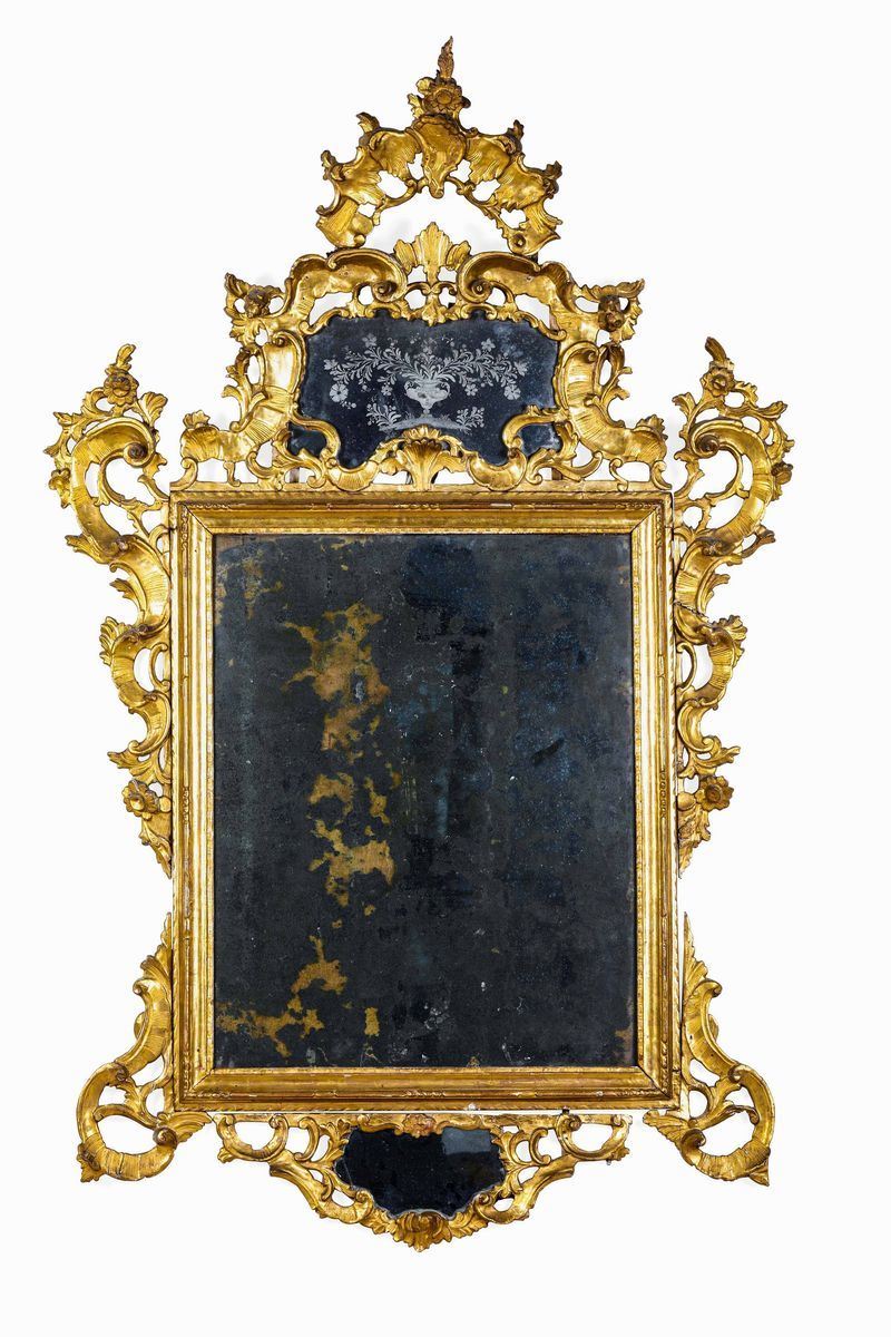 Importante specchiera in legno scolpito e dorato, Venezia XVIII secolo  - Asta Villa Bucci-Errani in Faenza - Cambi Casa d'Aste
