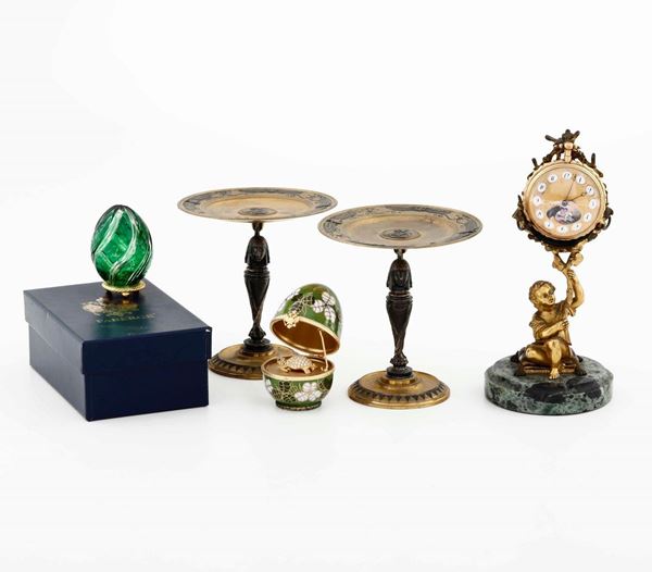 Lotto di diversi oggetti. XIX-XX secolo
