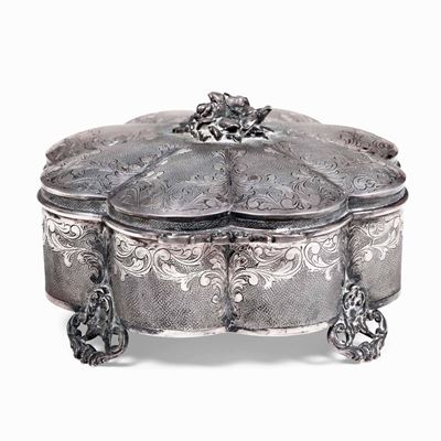 Portagioie Argento Fuso, Sagomato, Traforato e Cesellato Argenteria Artistica Italiana del XX Sec...