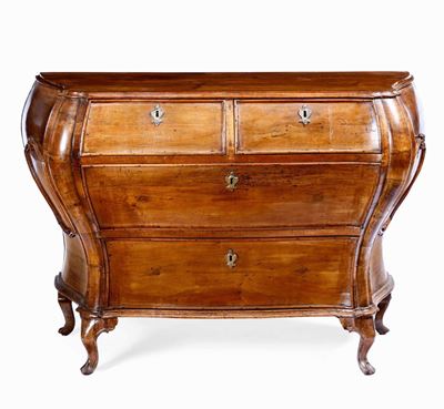 Cassettone in Legno di Noce, Venezia Metà XVIII Secolo