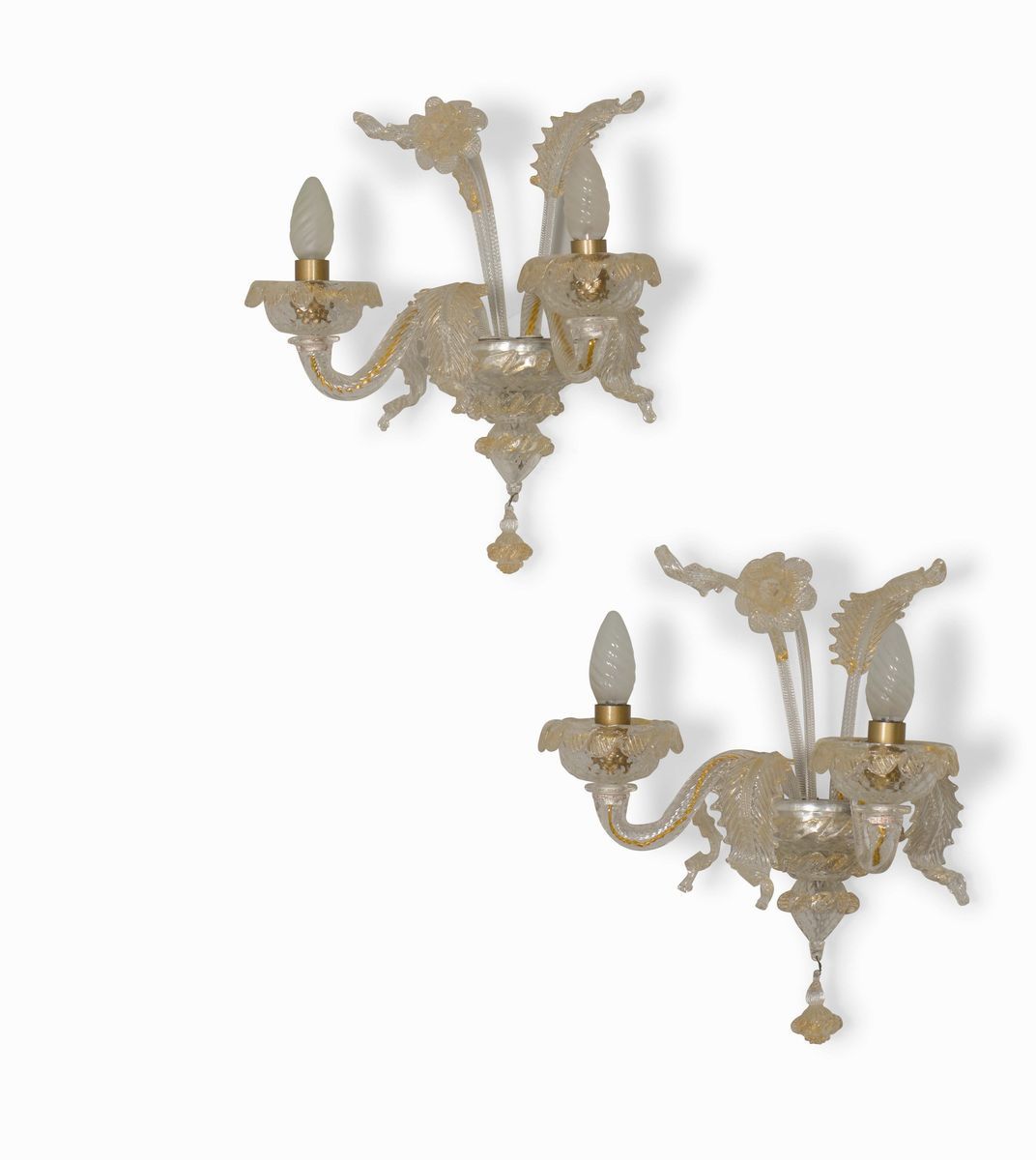 Coppia di Lampada da Parete in Vetro di Murano a Foglia Oro e Particolari in Ottone.