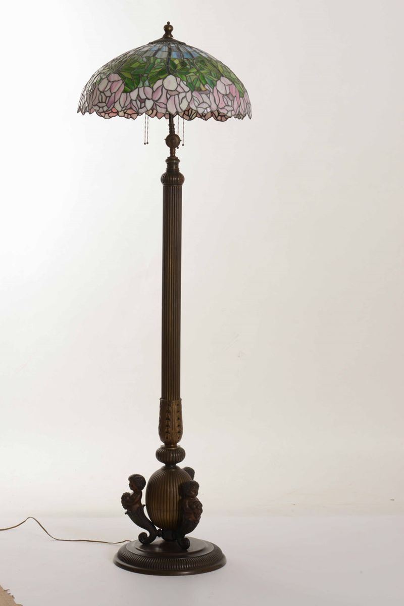 Lampada da terra inizi XX secolo  - Auction Antiques | Timed Auction - Cambi Casa d'Aste