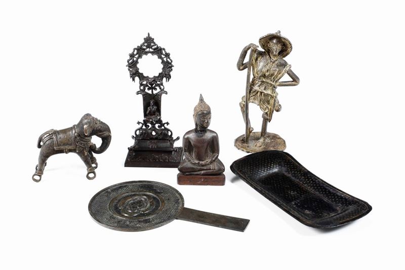 Lotto di bronzetti orientali  - Auction Antiques | Timed Auction - Cambi Casa d'Aste