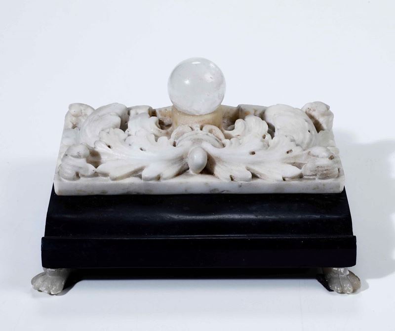 Calamaio in marmo bianco con palla in cristallo  - Asta Antiquariato | Cambi Time - Cambi Casa d'Aste