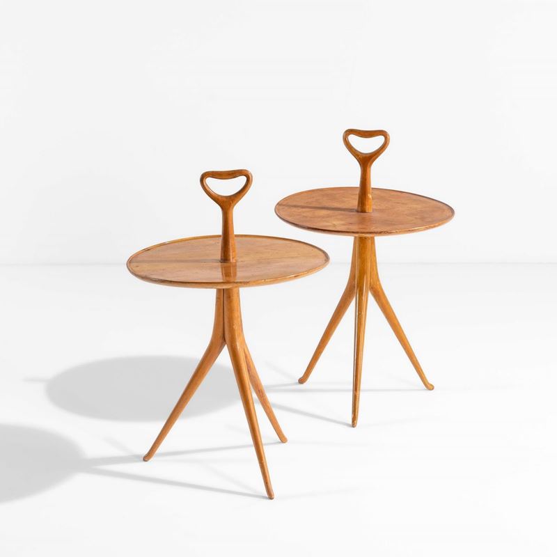 Cesare Lacca : Due tavoli d'appoggio con struttura e piano in legno.  - Asta Design 200 - I - Cambi Casa d'Aste