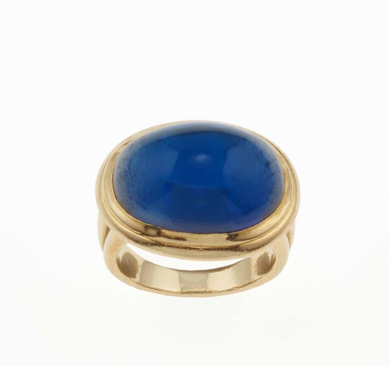 Synthetic sapphire and gold ring  - Auction Summer Jewels | Cambi Time - Cambi Casa d'Aste