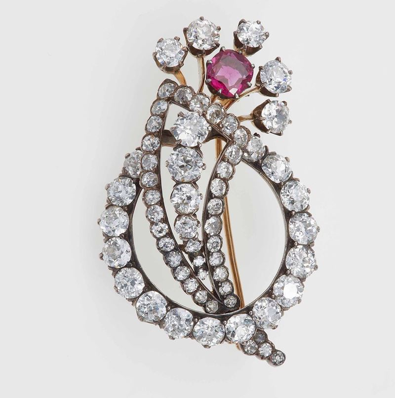 Spilla con diamanti di vecchio taglio e rubino birmano  - Asta Fine Jewels - III - Cambi Casa d'Aste
