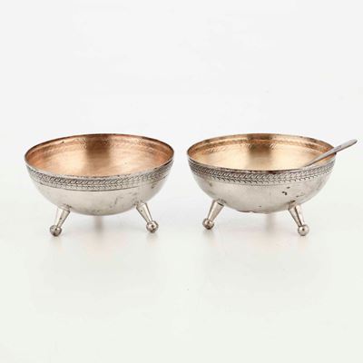 Coppia di Saliere in Argento. Argenteria Italiana della Prima Metà del XX Secolo