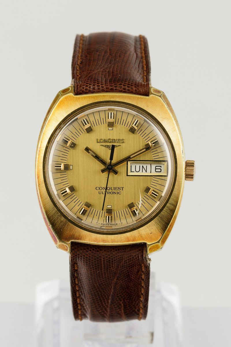 LONGINES - Conquest Ultronic  Day Date movimento a diapason con cassa tonneau laminata e scatola originale, anni '70  - Auction Watches | Timed Auction - Cambi Casa d'Aste