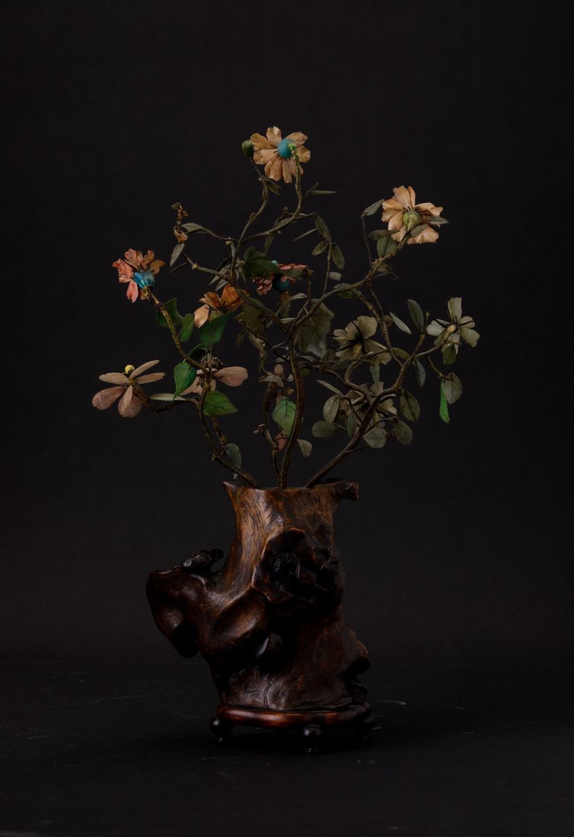 Vaco di Fiori Realizzato da Radice, Giada e Pietre Dure, Cina, Dinastia Qing, XIX Secolo