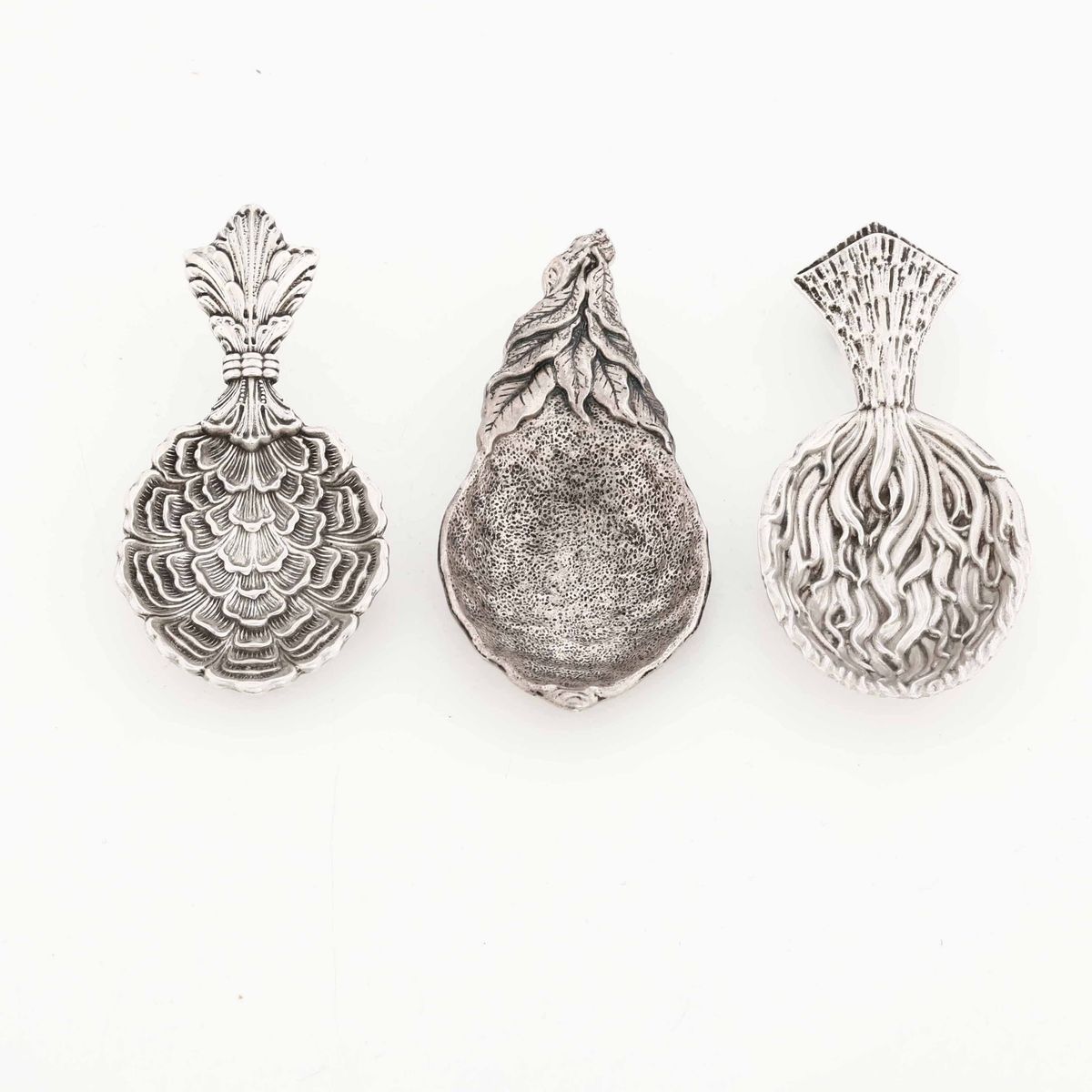 Tre Cucchiai Fitomorfi, Gian Maria Buccellati Argento Fuso e Sagomato con Custodia Originale Ital...