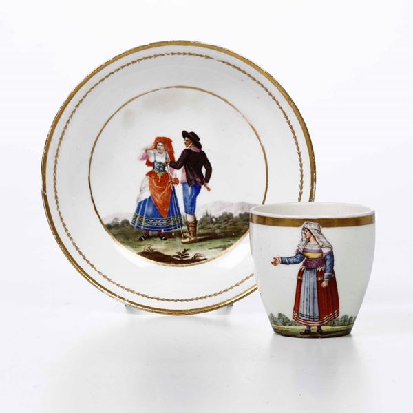 Una tazza e un piattino Napoli, secondo quarto del XIX secolo