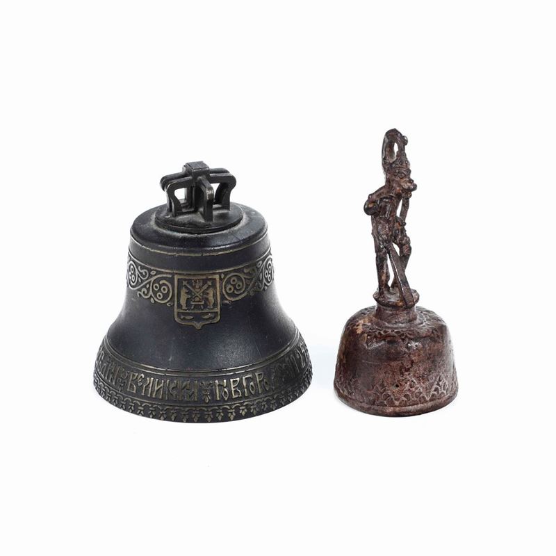 Due antiche campane in bronzo  - Asta Antiquariato Ottobre | Cambi Time - Cambi Casa d'Aste