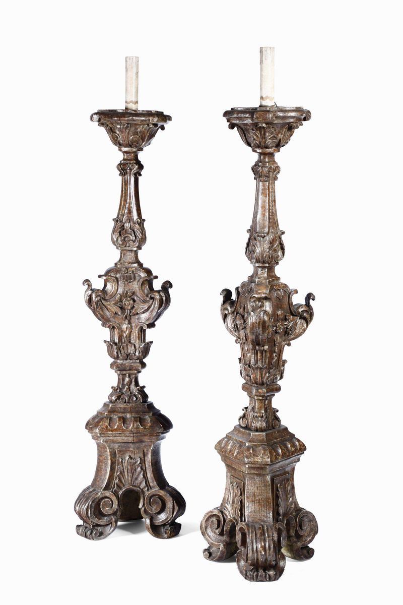 Coppia di grandi torciere Arte barocca del XVIII secolo  - Auction Works and furnishings from Lombard collections and other provinces - Cambi Casa d'Aste