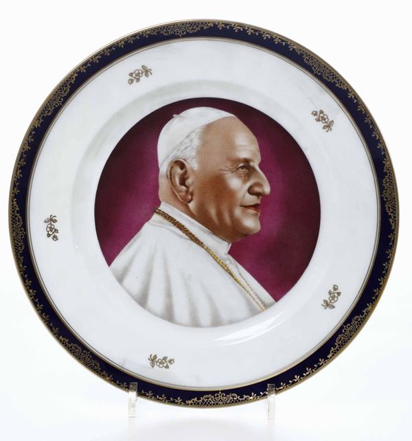 Piatto con ritratto di Papa Giovanni XXIII Germania, Manifattura Rosenthal, 1953 - 1956