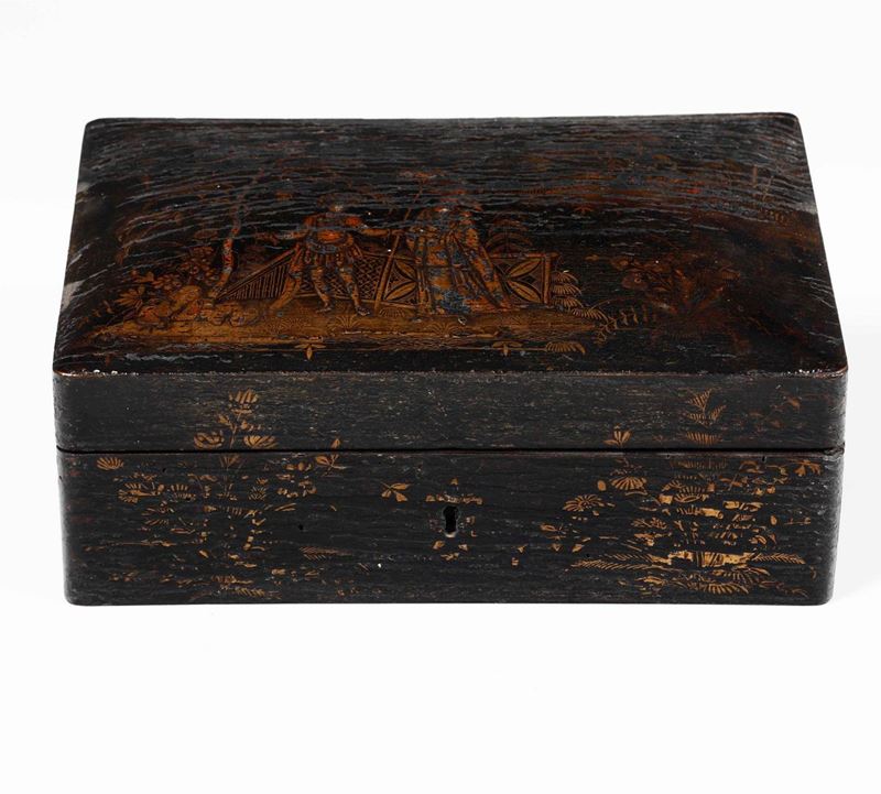 Scatoletta in legno con decoro a chinoiseries applicato  - Auction Antiques | Timed Auction - Cambi Casa d'Aste
