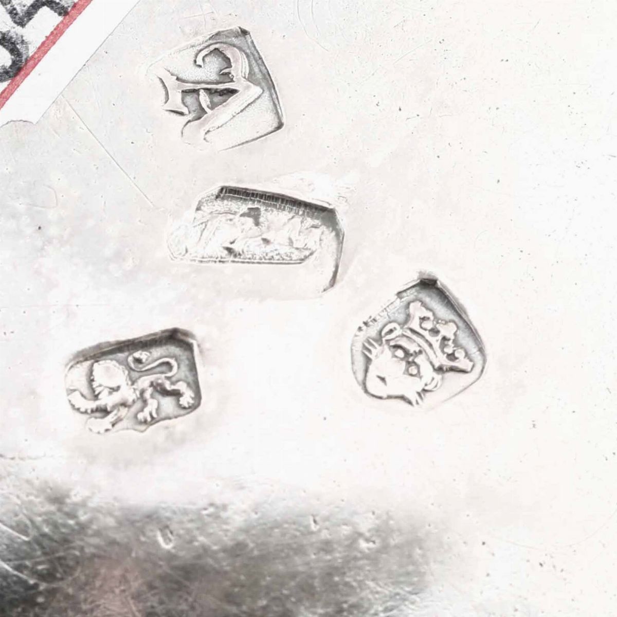 Versatoio Argento Fuso e Sbalzato Marchi della Città di Londra per L'anno 1756 e Dell’argentiere ...