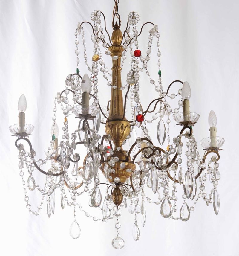 Lampadario in legno intagliato e dorato con cristalli, XVIII-XIX secolo  - Asta Antiquariato | Cambi Time - Cambi Casa d'Aste