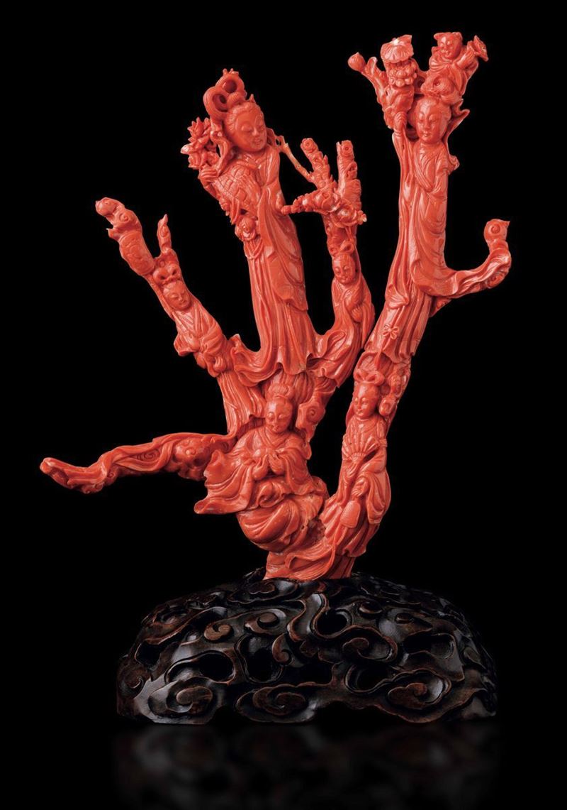 A carved coral branch, China, early 1900s  - Auction Fine Chinese Works of Art - Cambi Casa d'Aste