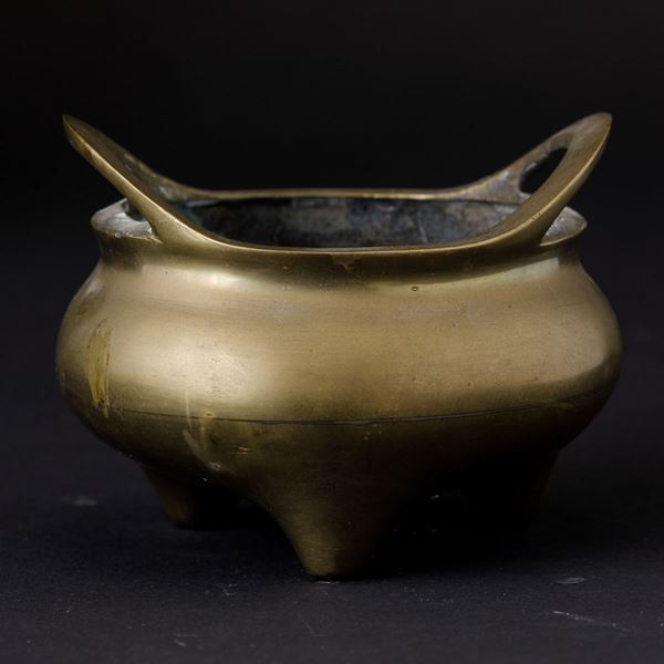 A small bronze censer, China, Ming Dynasty, 1600s