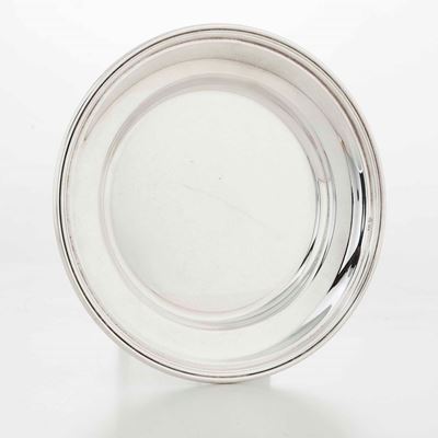 Lotto di Piatti e Centrotavola in Argento. Argenteria Italiana del XX Secolo. Argentieri Differen...
