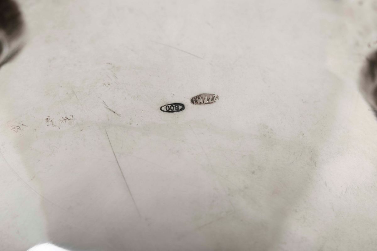 Tre Cioccolatiere in Argento. Argenteria Milanese del XX Secolo. Argentiere Dabbene