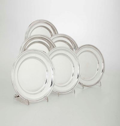 Sei Piatti in Argento. Argenteria Italiana del XX Secolo. Argentiere F.lli Zaramella, Padova