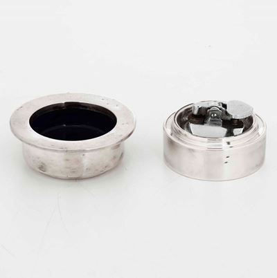 Accendino e Posacenere in Argento. Argenteria Italiana del XX-XXI Secolo