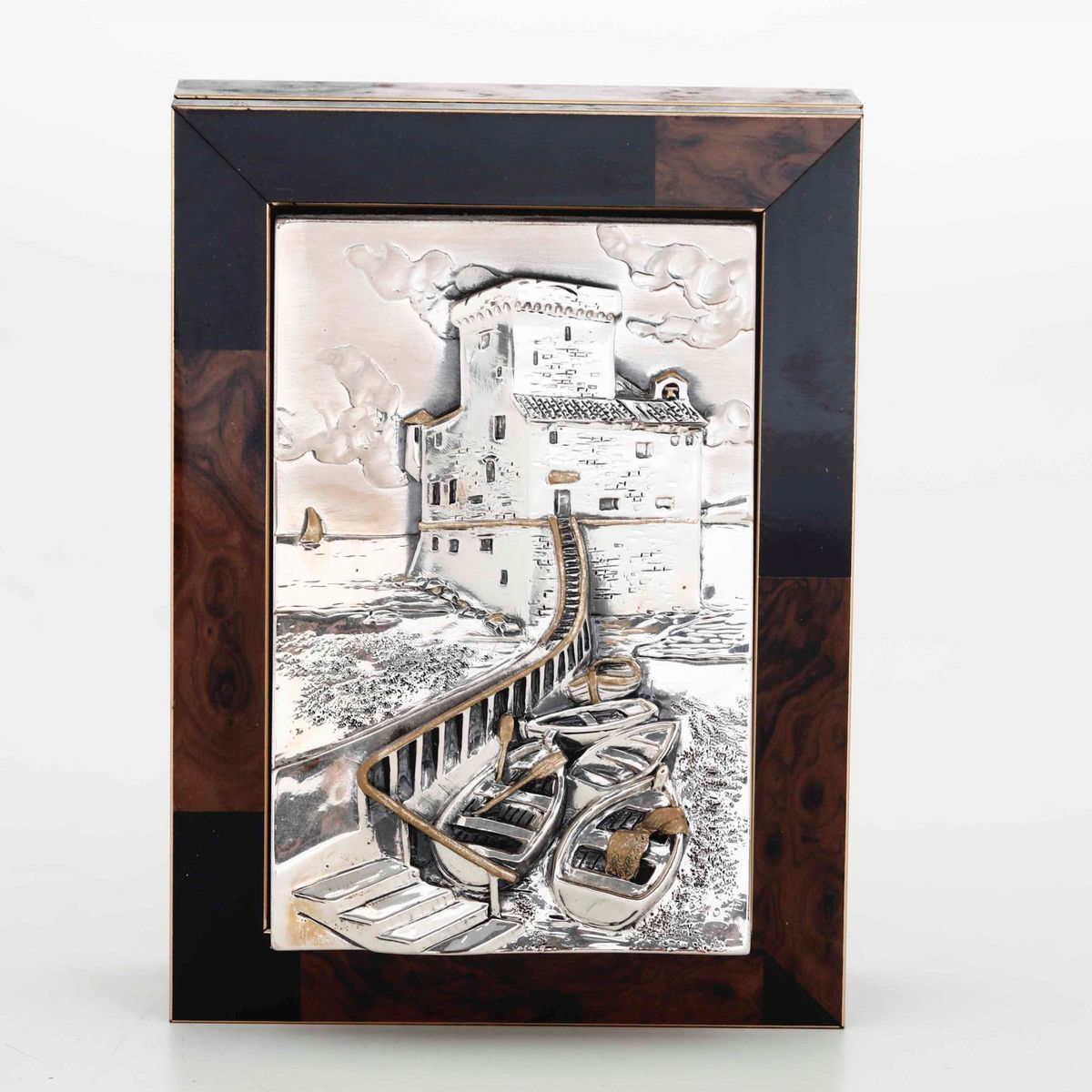 Scatola in Legno con Coperchio in Argento. XX-XXI Secolo