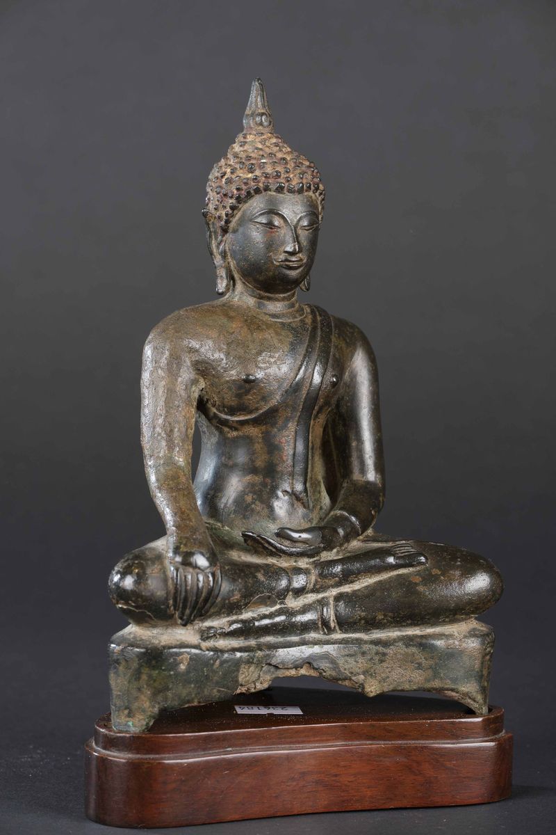 Figura di Buddha Sakyamuni in Bronzo, Thailandia, Ayutthaya, XVII Secolo
