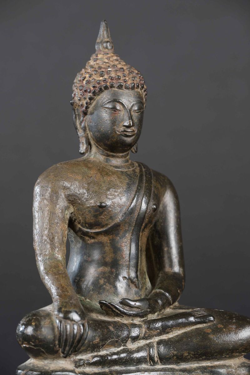 Figura di Buddha Sakyamuni in Bronzo, Thailandia, Ayutthaya, XVII Secolo