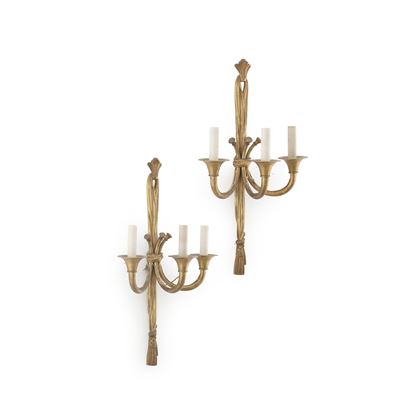 Coppia di Appliques in Bronzo Dorato a Tre Luci, Stile Luigi XVI