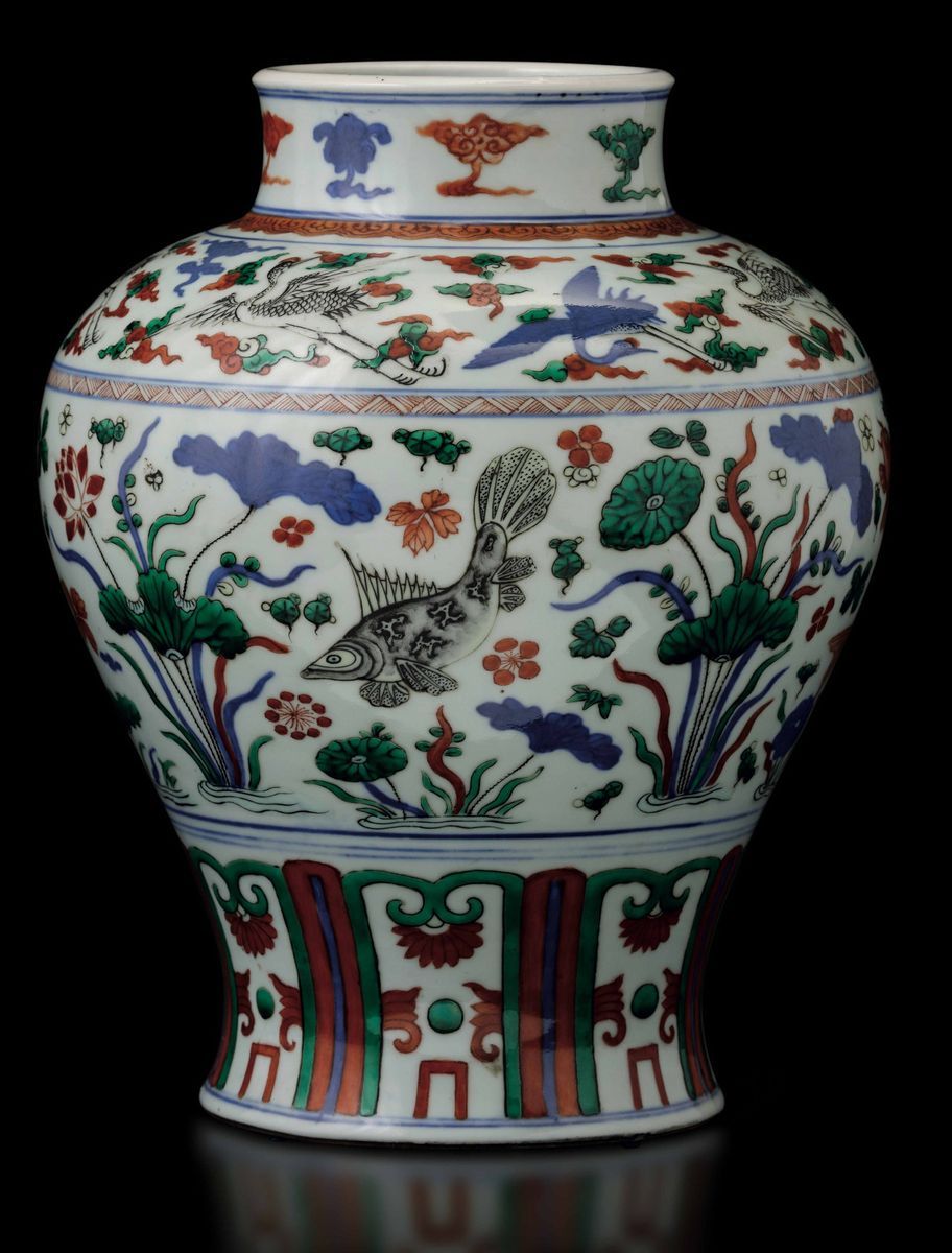 Vaso in Porcellana Famiglia Verde con Soggetti Naturalistici, Cina, Dinastia Qing, XIX Secolo