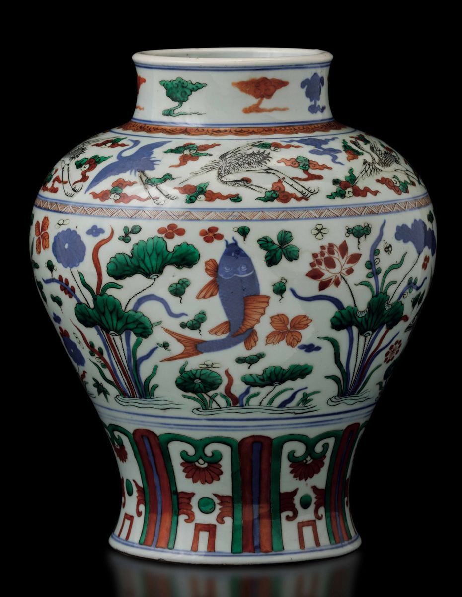 Vaso in Porcellana Famiglia Verde con Soggetti Naturalistici, Cina, Dinastia Qing, XIX Secolo